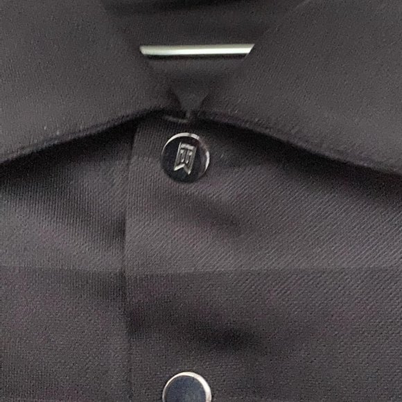 TIGER  WOOD  NIKE  POLO  SHIRT   SIZE  XL. - Picture 2 of 4